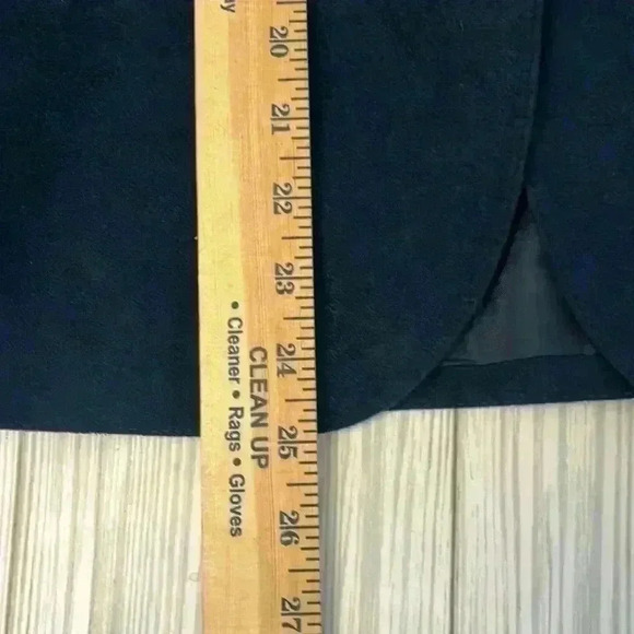 Vintage Suede Blazer - Picture 7 of 7